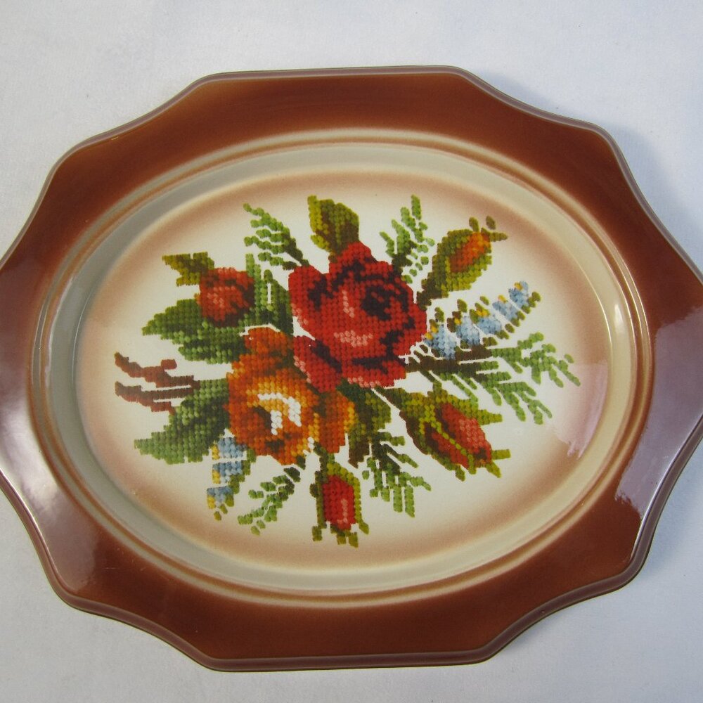 VTG 70s Ceramic Cottagecore Home Decor Byron Molds Floral Plaque